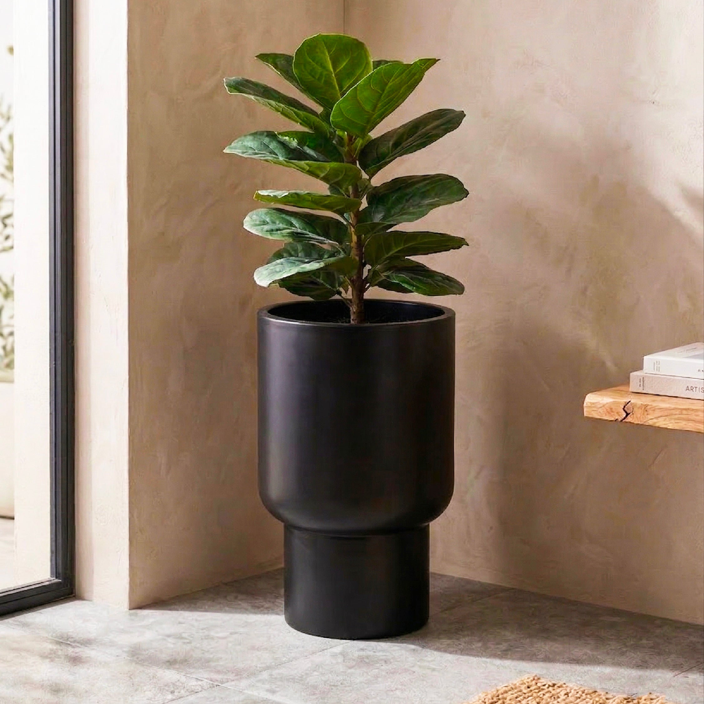 Noir Planter