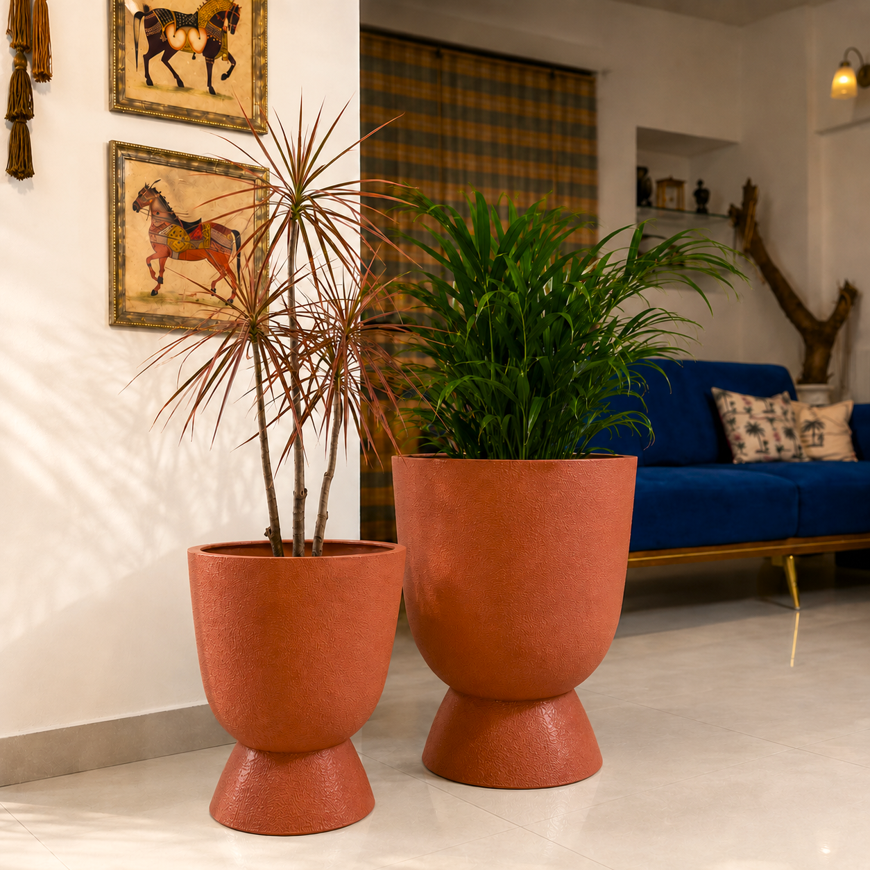 Blanc FRP Planter (Terracotta)