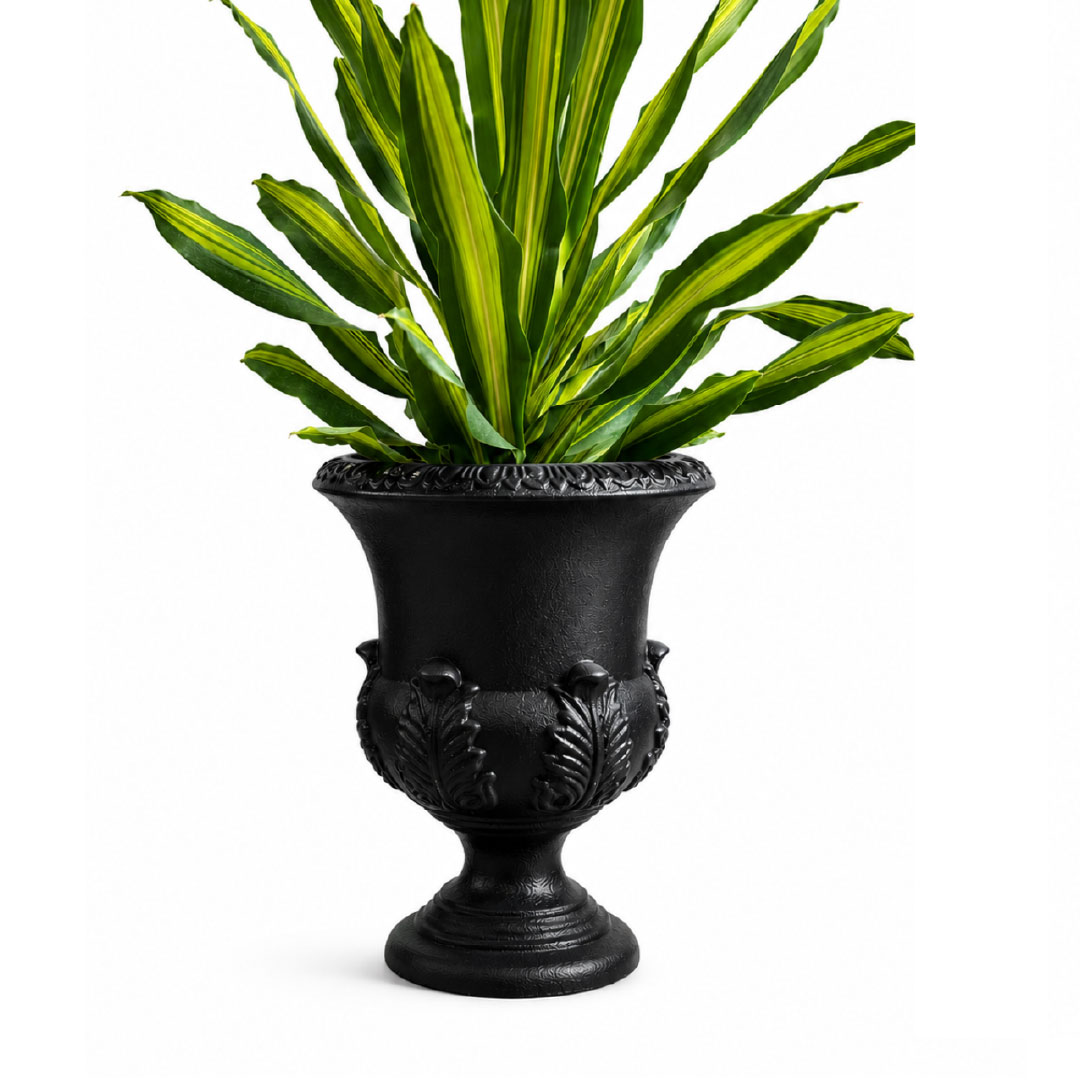Coventry Vintage FRP Planter (Black)